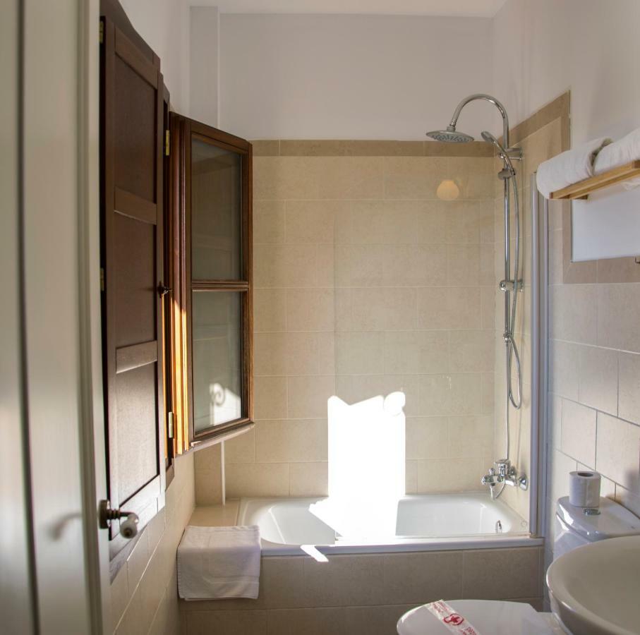 Hotel Mariantonia 치클라나 데 라 프론테라 외부 사진